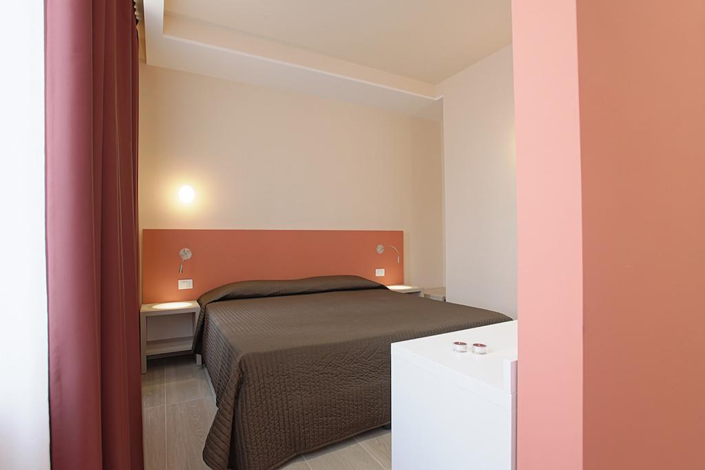 Hotel Agrigento Home חדר תמונה
