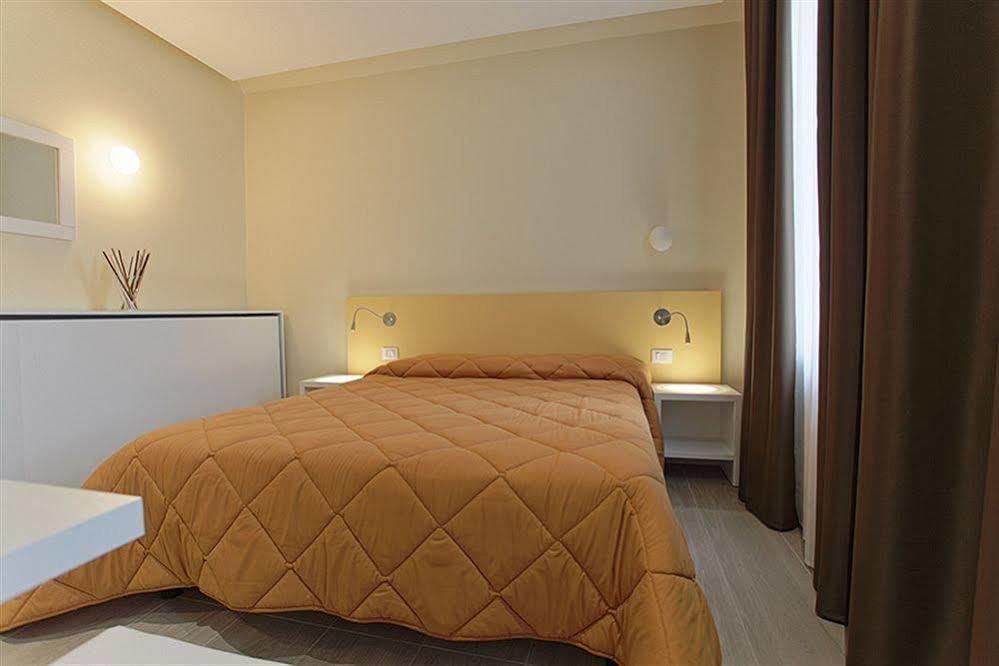 Hotel Agrigento Home מראה חיצוני תמונה